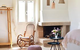Angeliki House By Elefthia Syros